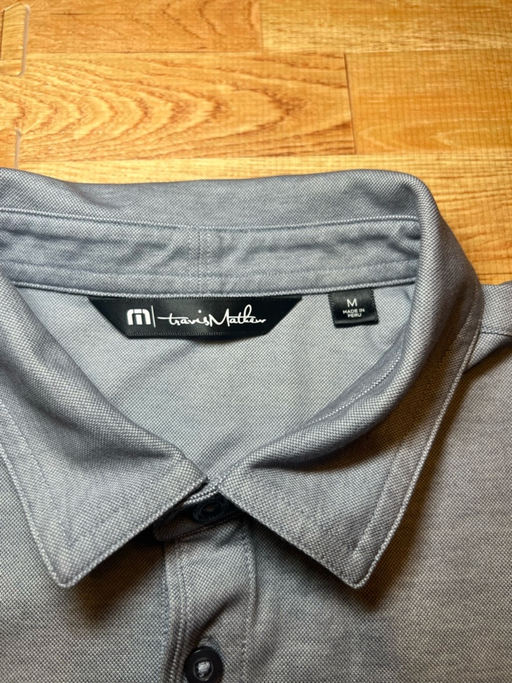 TravisMathew Polo Shirt Mens Medium Gray Blue Performance Golf Casual Stretch - Picture 5 of 5